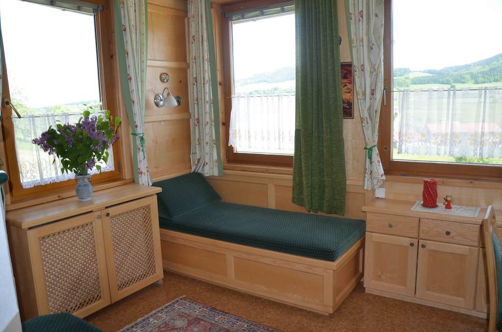 Ferienhaus Mitterbauer Oberhofen am Irrsee Værelse billede