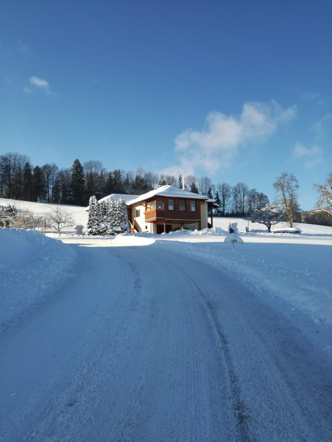 Ferienhaus Mitterbauer Oberhofen am Irrsee Eksteriør billede
